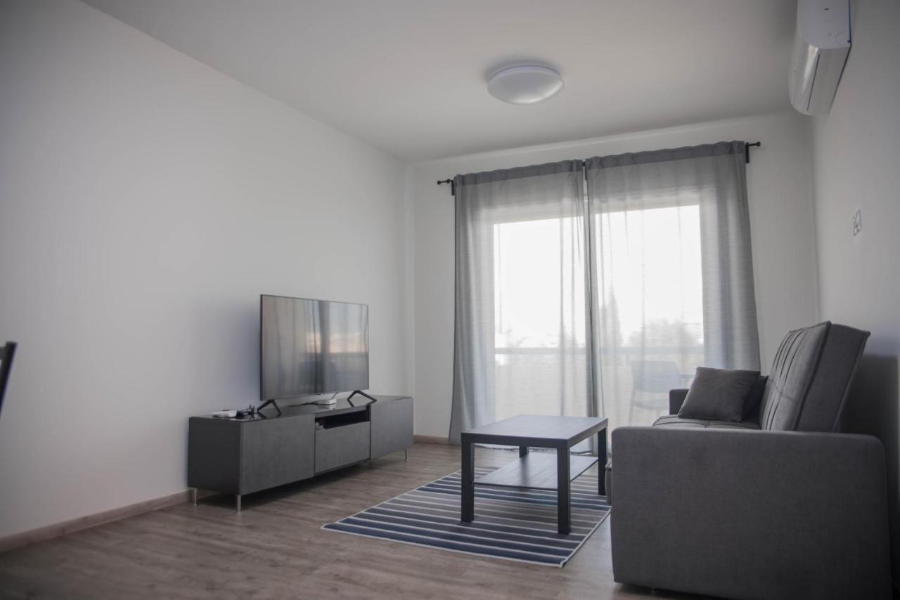 Modern Apartment Not Far From The Beach Πάφος Εξωτερικό φωτογραφία